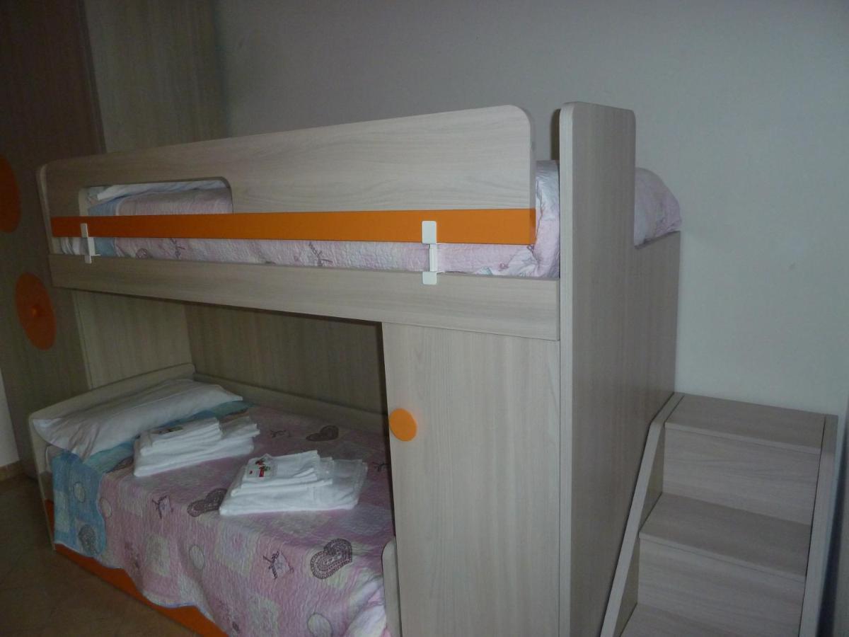 Casa Cuore - Love Pets - Fronte Ospedale Sacro Cuore Negrar Chambre photo
